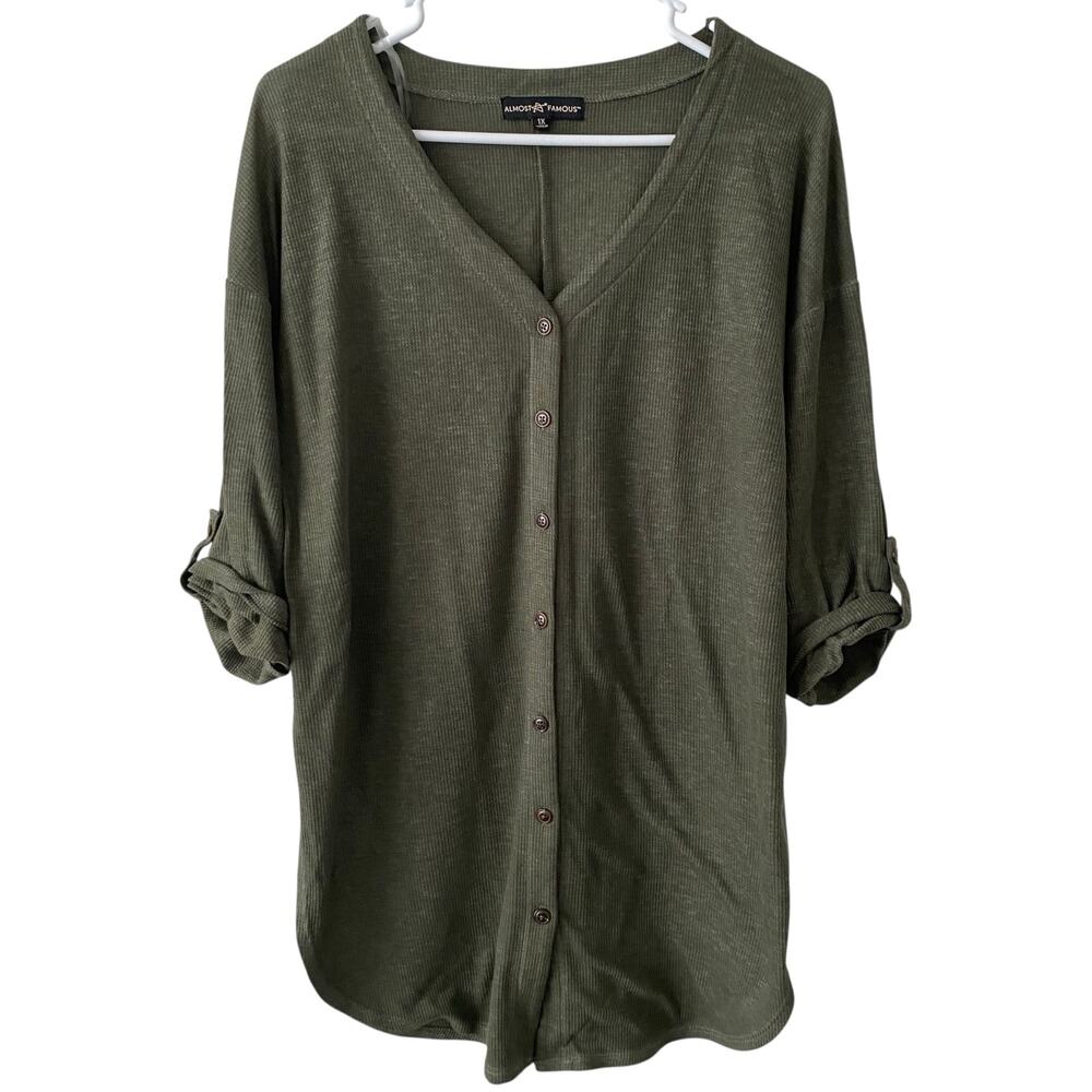 ALMOST FAMOUS Waffle Knit V Neck Tunic Shirt Green Size 1X Roll Tab Sleeves